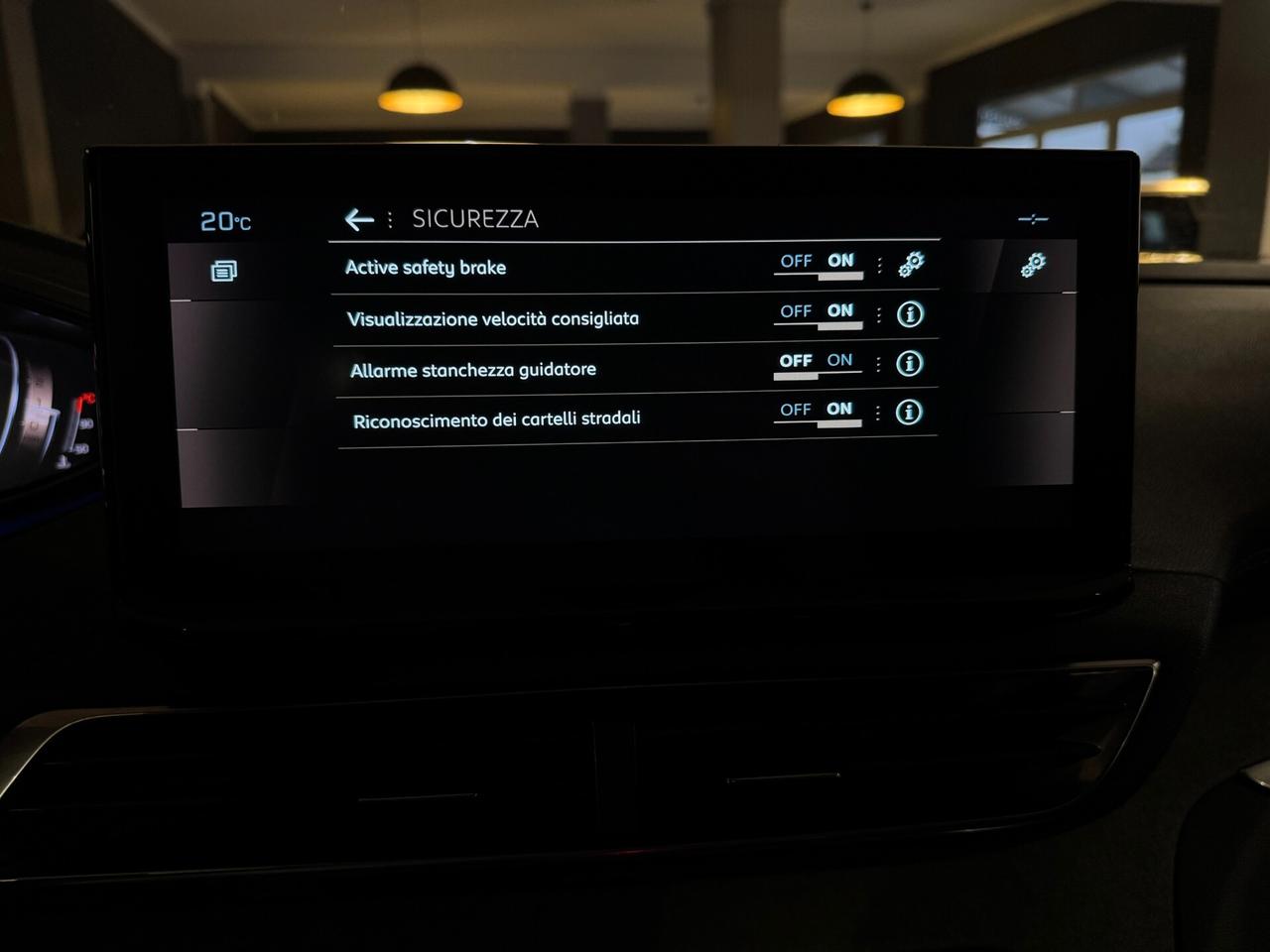 PEUGEOT 3008 1.5 BLUEHDI 130CV EAT8 GT 2022