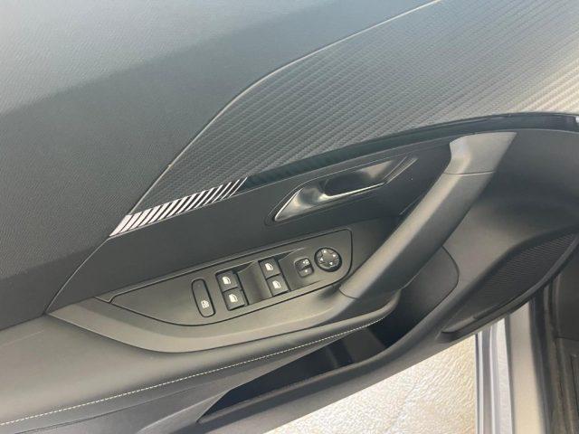 PEUGEOT 2008 PureTech 100 S&S Allure