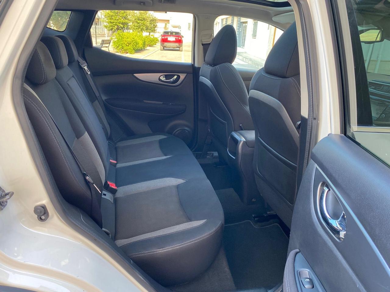 NISSAN Qashqai TEKNA+ 360 1.5dCi TETTO 2018