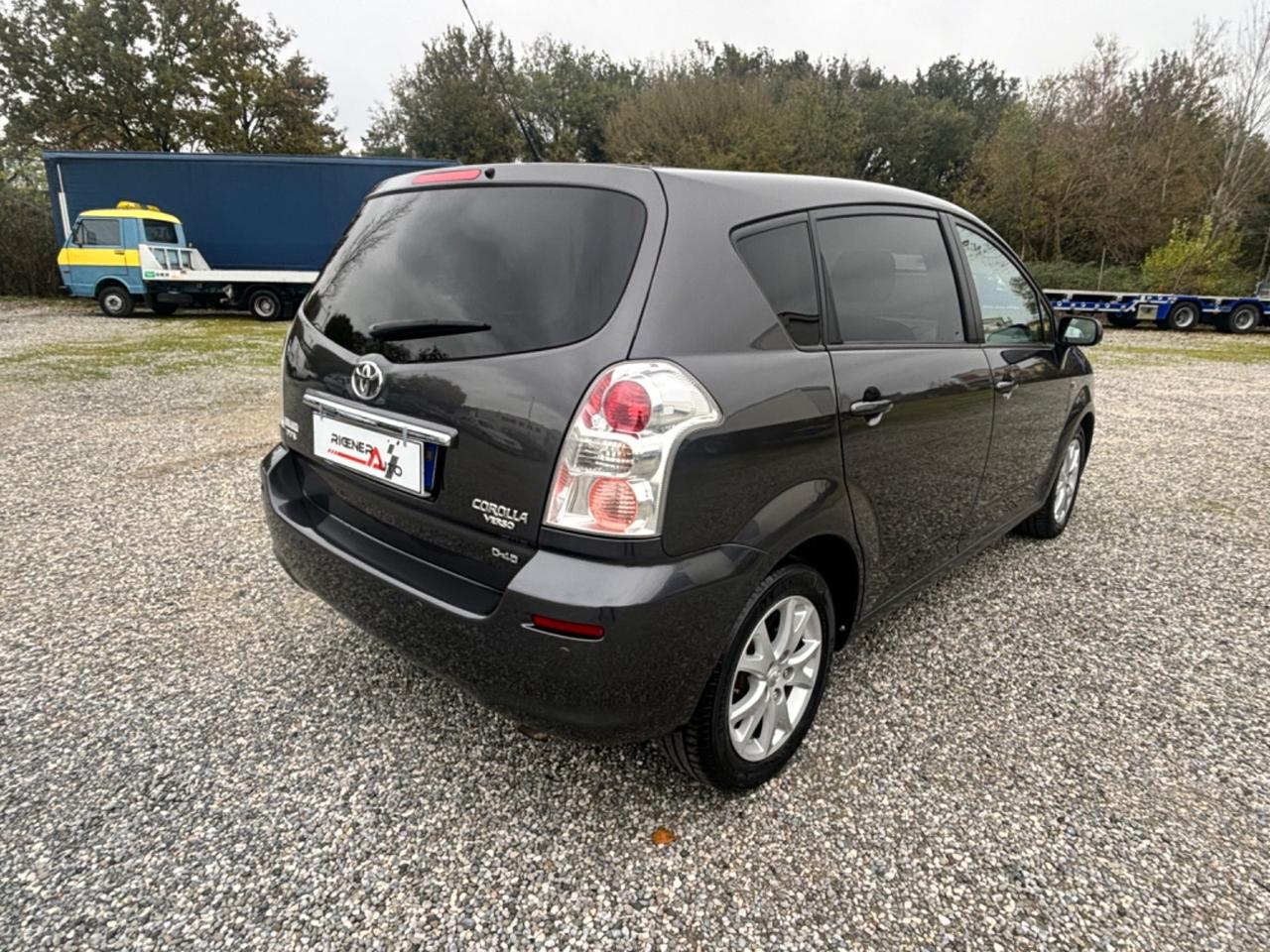 Toyota Corolla Verso 2.2 16V D-4D D-Cat