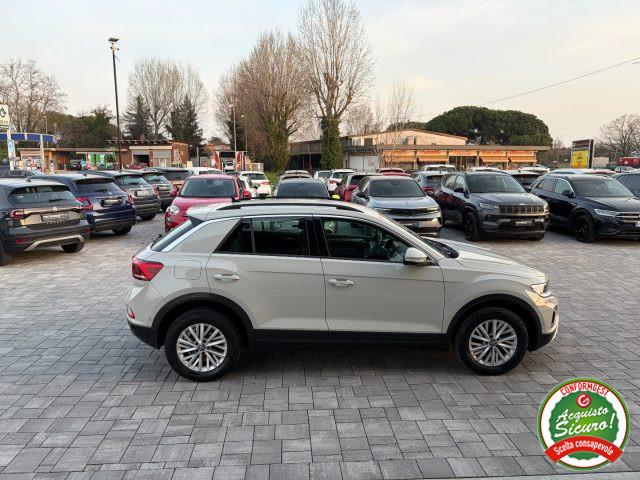 VOLKSWAGEN T-Roc 1.0 TSI RESTYLING ANCHE PER NEOPATENTATI
