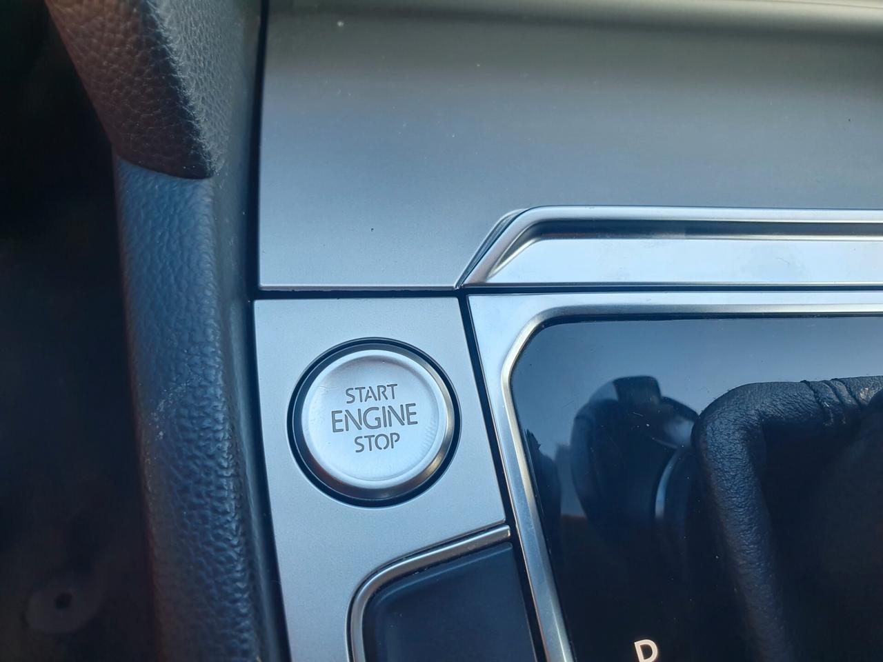 VW Passat Variant 1.6 TDI 120 CV DSG my 19