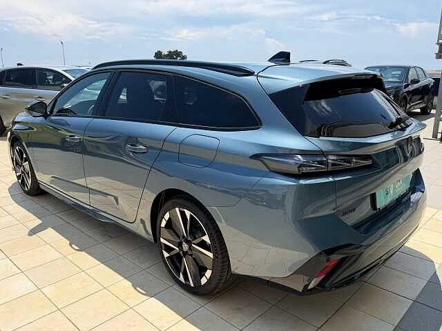 Peugeot 308 Plug-in Hybrid 195 e-DCS7 SW GT