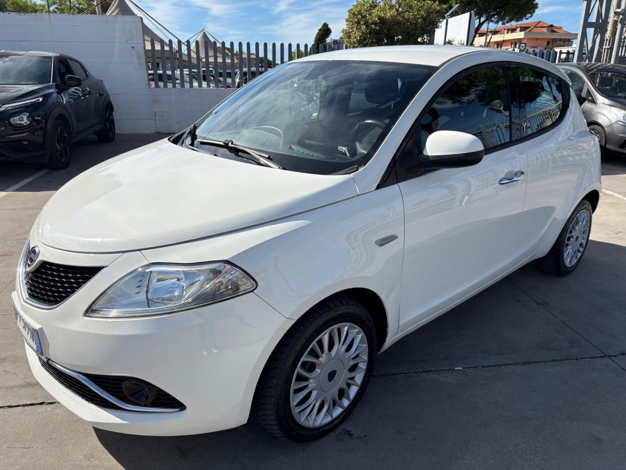 Lancia Ypsilon 1.3 MJT 16V 95 CV 5P S&S Platinum
