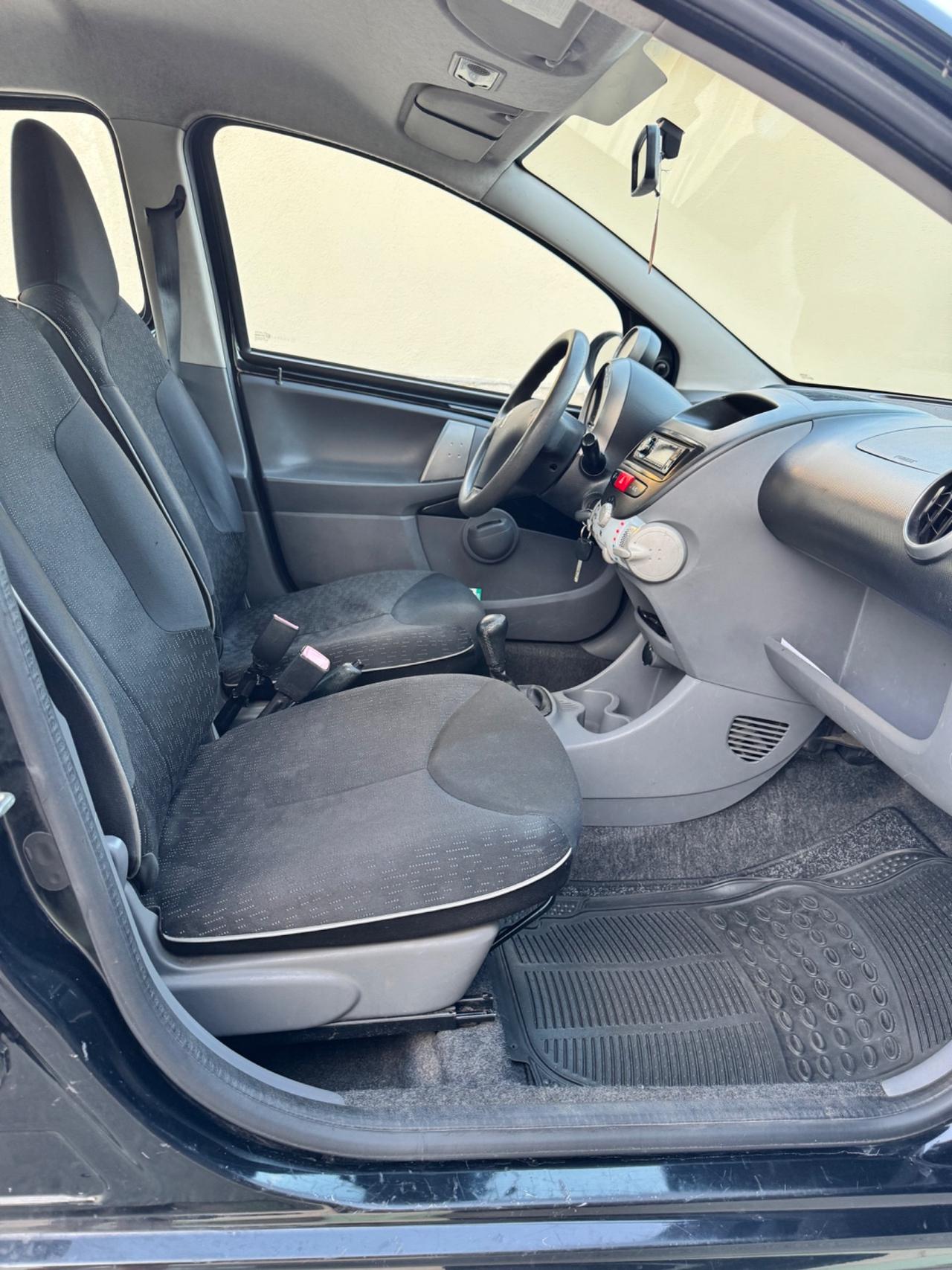 Peugeot 107 1.0 68CV 5p. Plaisir