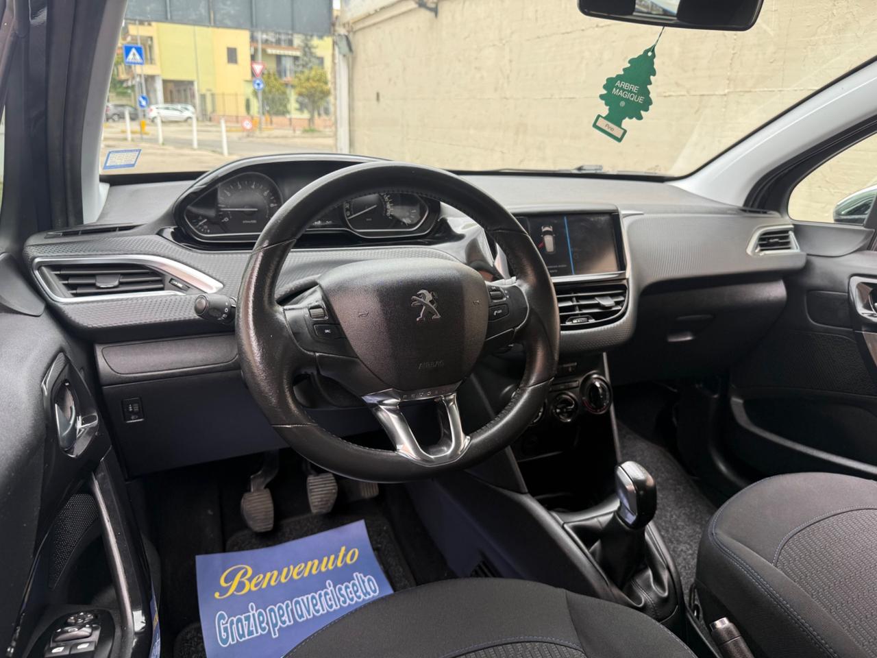 Peugeot 208 1.2benzina 5 porte Style - 2018