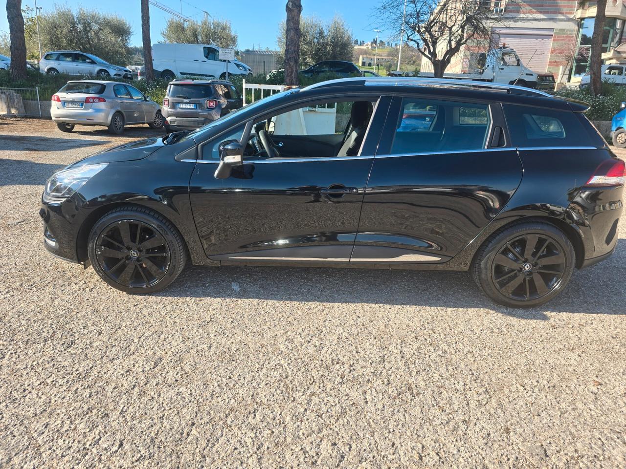 Renault Clio Sporter dCi 8V 90 CV Duel