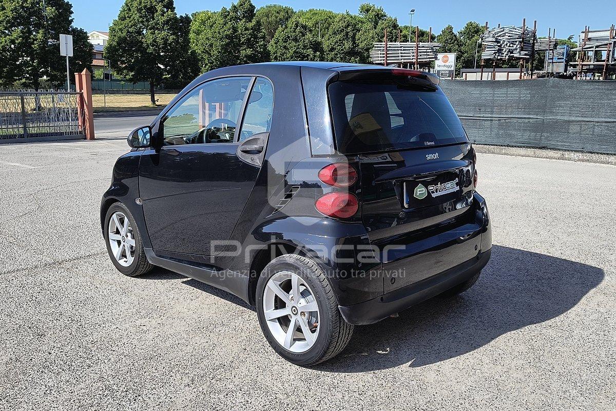 SMART fortwo 1000 62 kW coupé passion