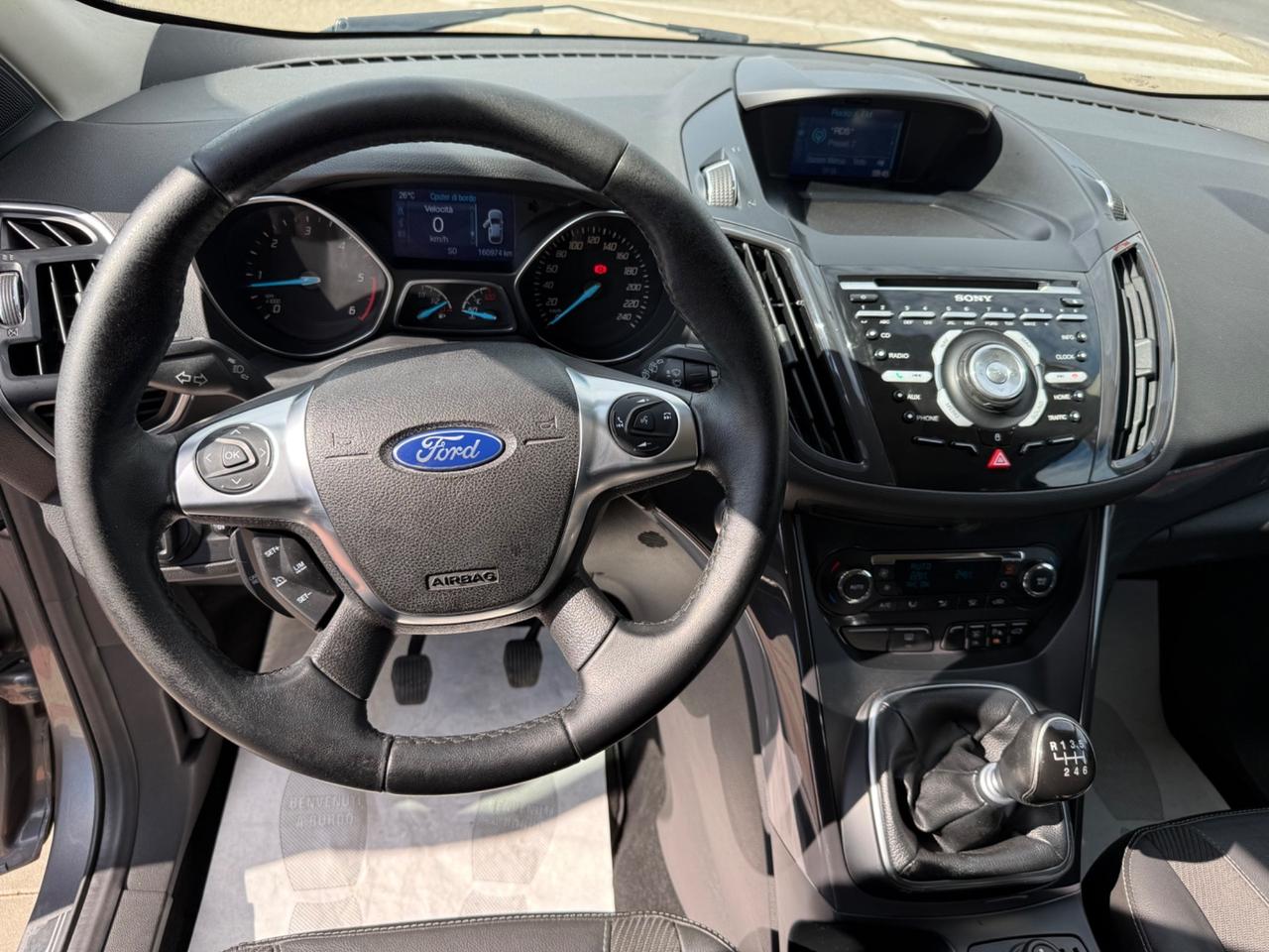 Ford Kuga 2.0 TDCI 140 CV 4WD Titanium