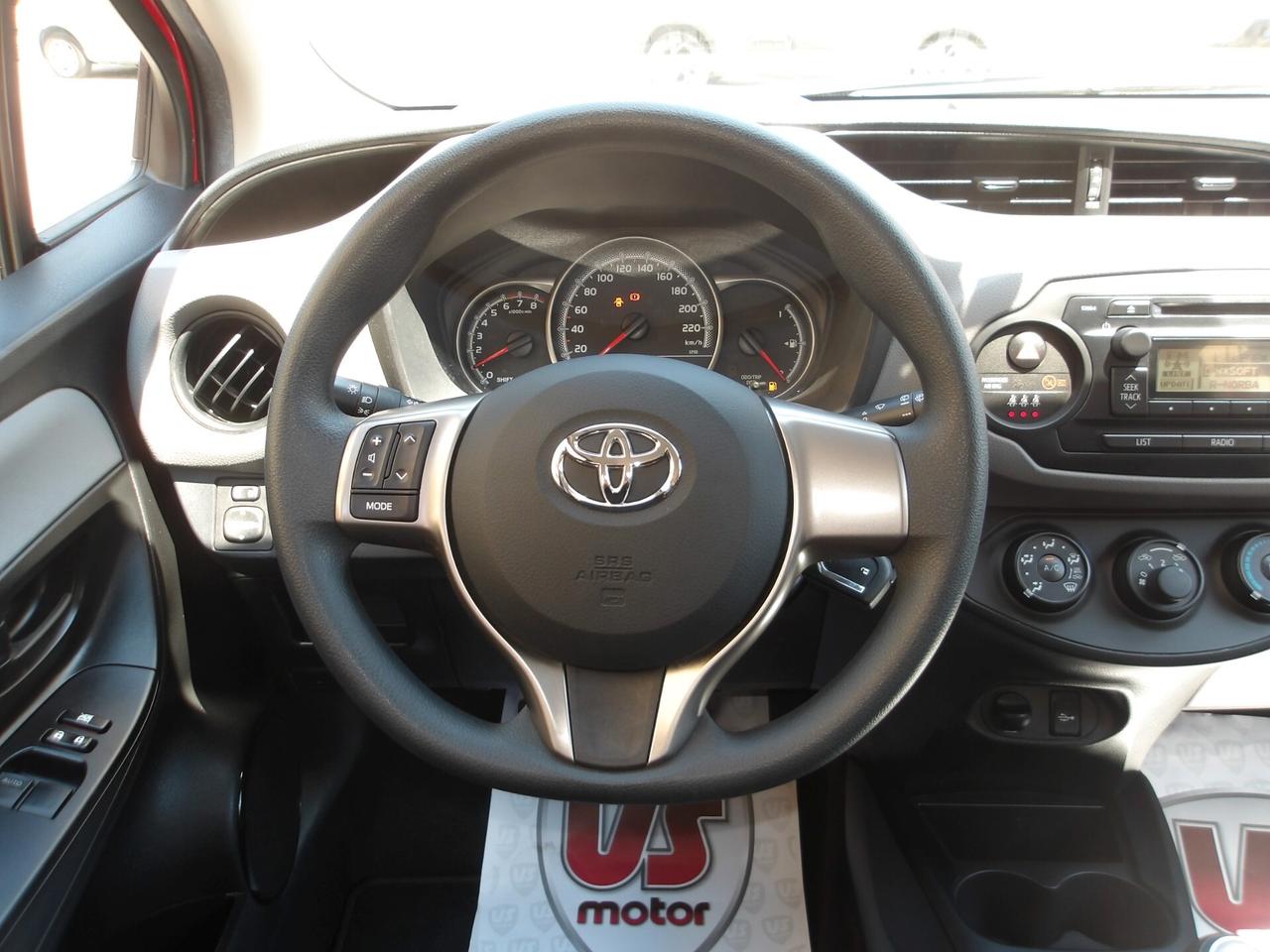 TOYOTA YARIS 1.0 BENZ-36.000 KM-2016