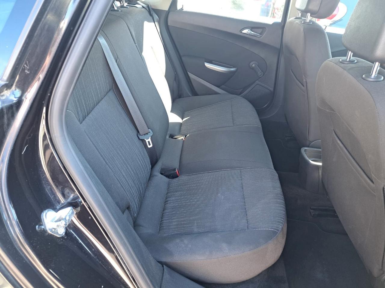 Opel Astra 1.6 115CV 5 porte Cosmo
