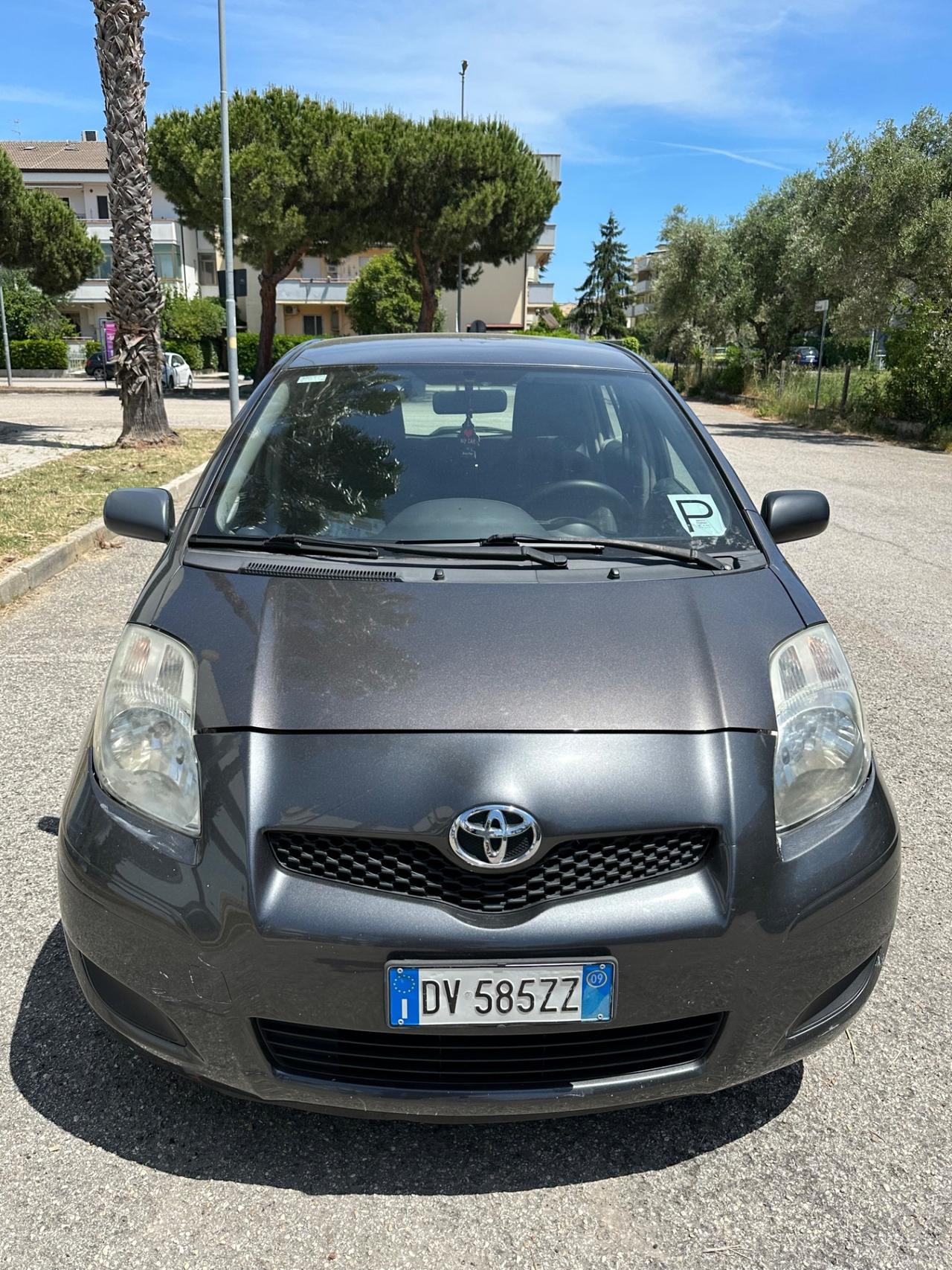 Toyota Yaris 2^serie 1000 benzina 5 porte 2009