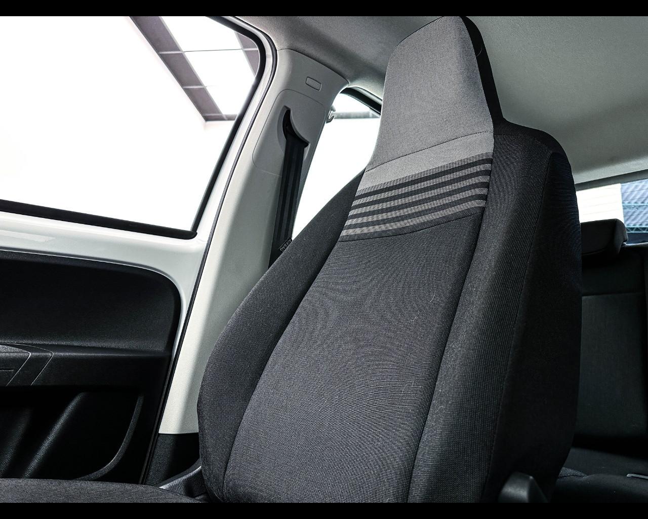 VOLKSWAGEN up! - 1.0 3p. EVO move up! BlueMotion Technology