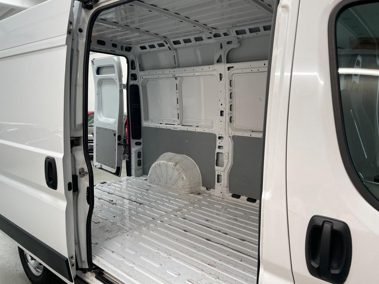 Fiat Ducato 33 2.2 Mjt 140CV Furgone