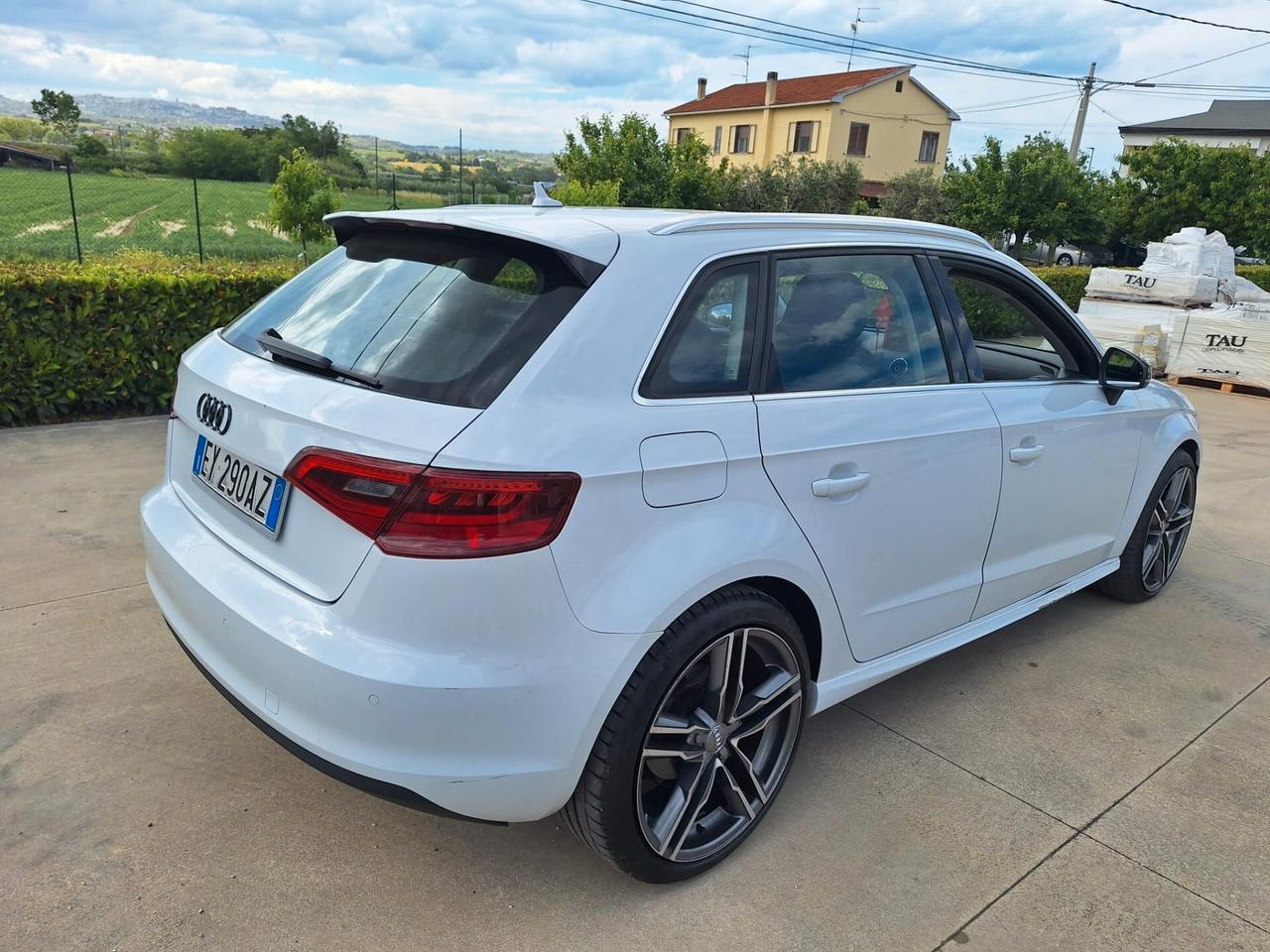 Audi A3 SPB 2.0 TDI 150 CV clean diesel quattro edition