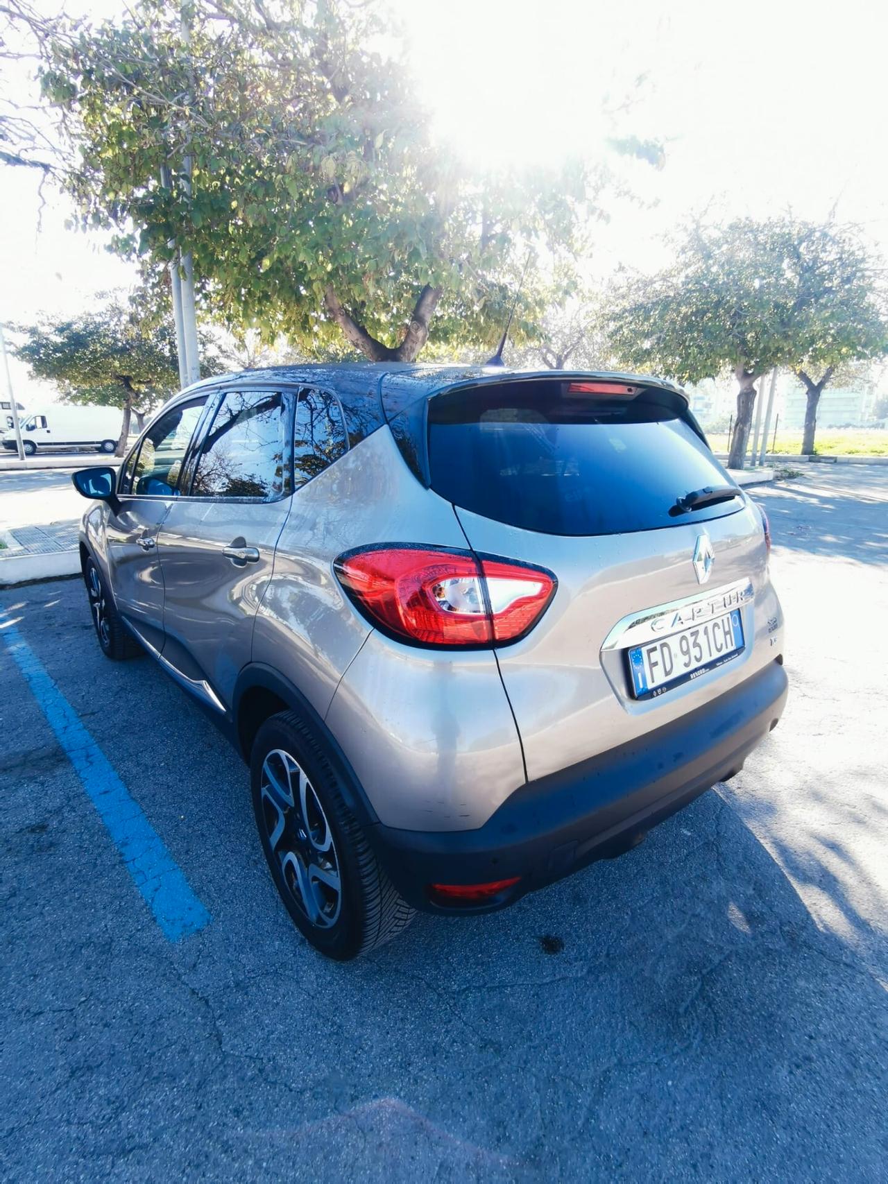 Renault Captur TCe 12V 90CV Energy Zen 2016