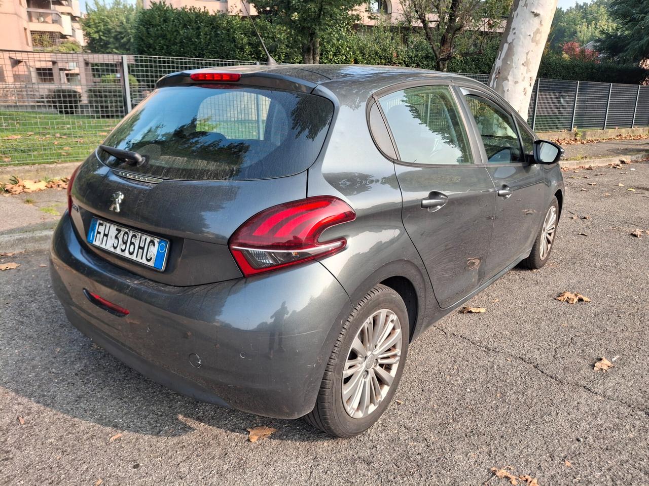 Peugeot 208 BlueHDi 75 5 porte Allure