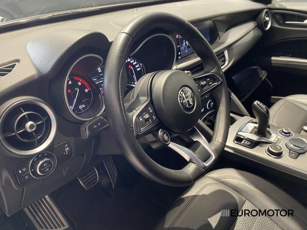 Alfa Romeo Stelvio 2.2 Turbo Sprint RWD AT8