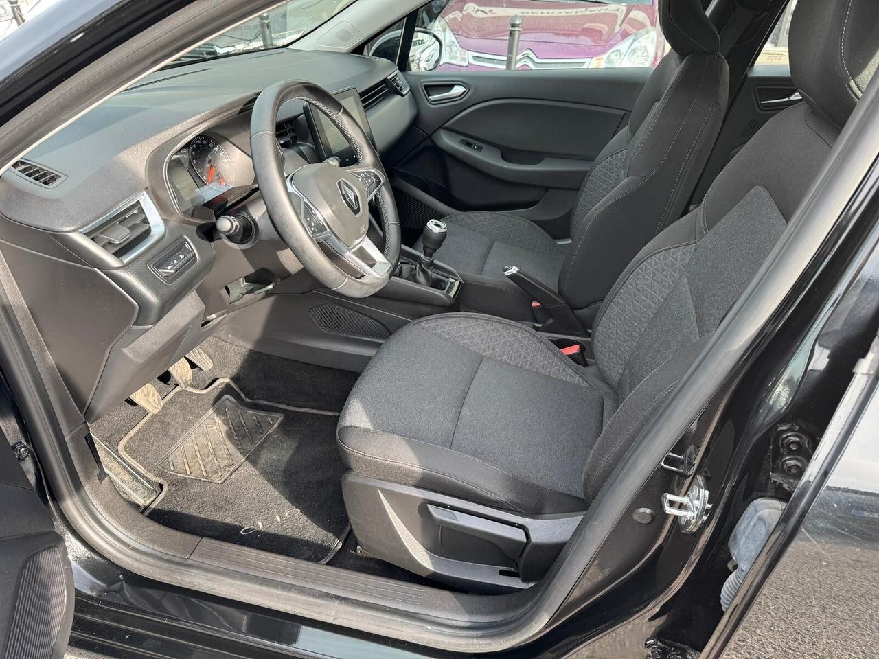 Renault Clio 2022 1.0 tce Intens 90cv*28000KM*