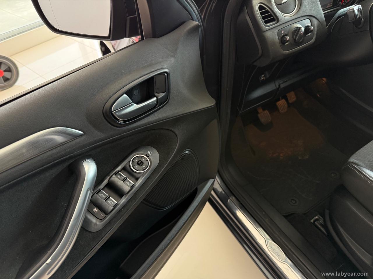 FORD S-Max 2.0 145 CV Titanium