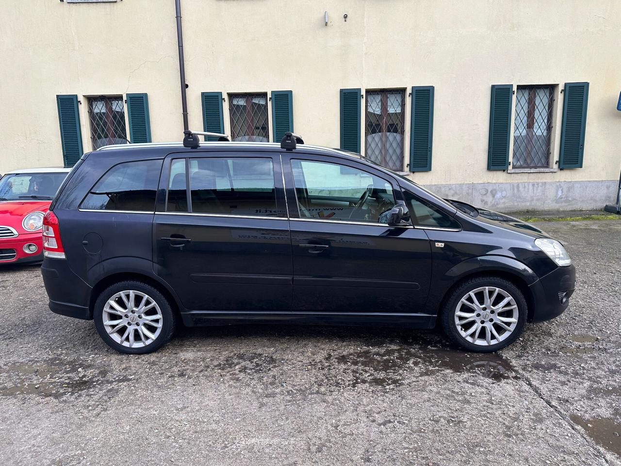 Opel Zafira 1.6 16V ecoM 150CV Turbo Cosmo - Metano - 7 posti - Motore con 180.000 km