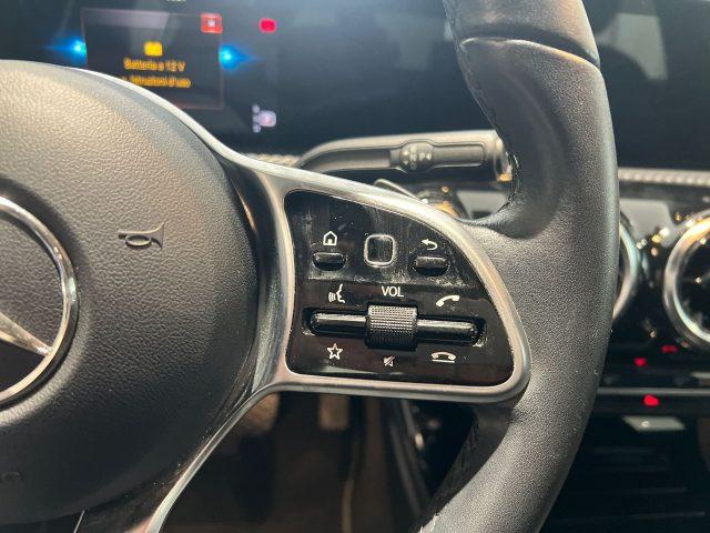 MERCEDES-BENZ A 180 A 180 d Automatic 4p. Business