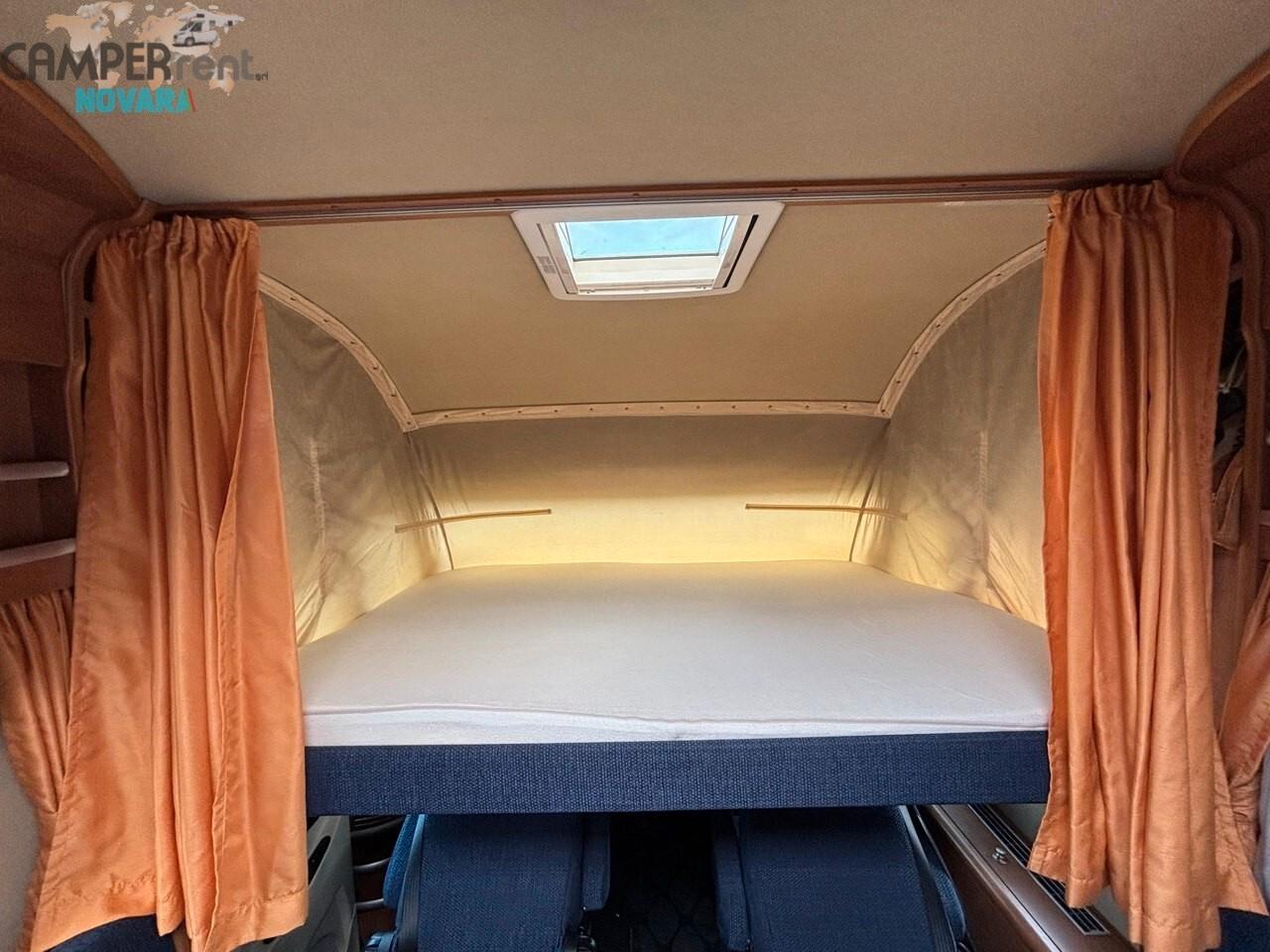 Carthago CHIC I 47 - MOTORHOME LETTO MATRIMONIALE E GARAGE