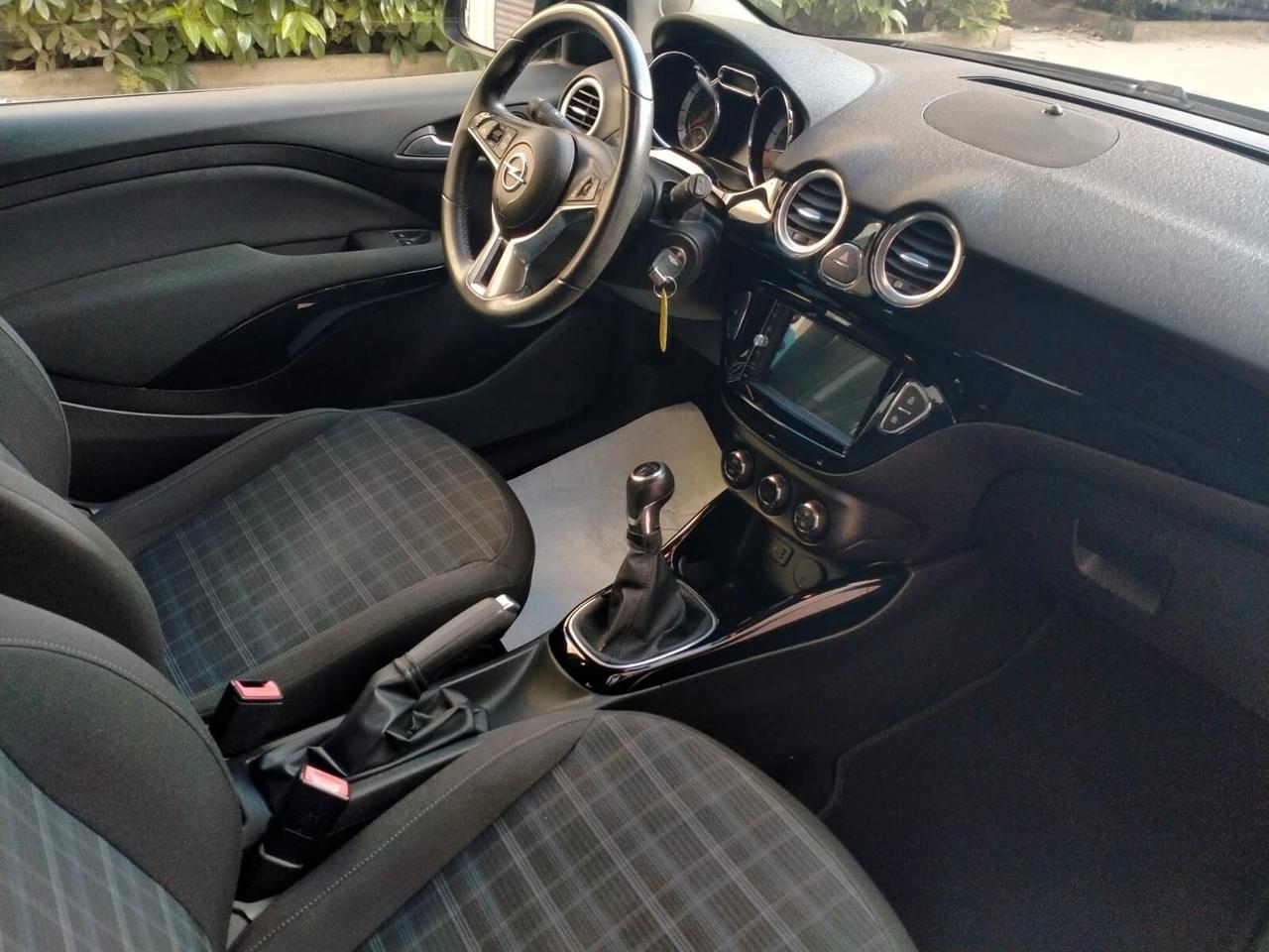 Opel Adam 1.2 70 cv Jam Neopatentati