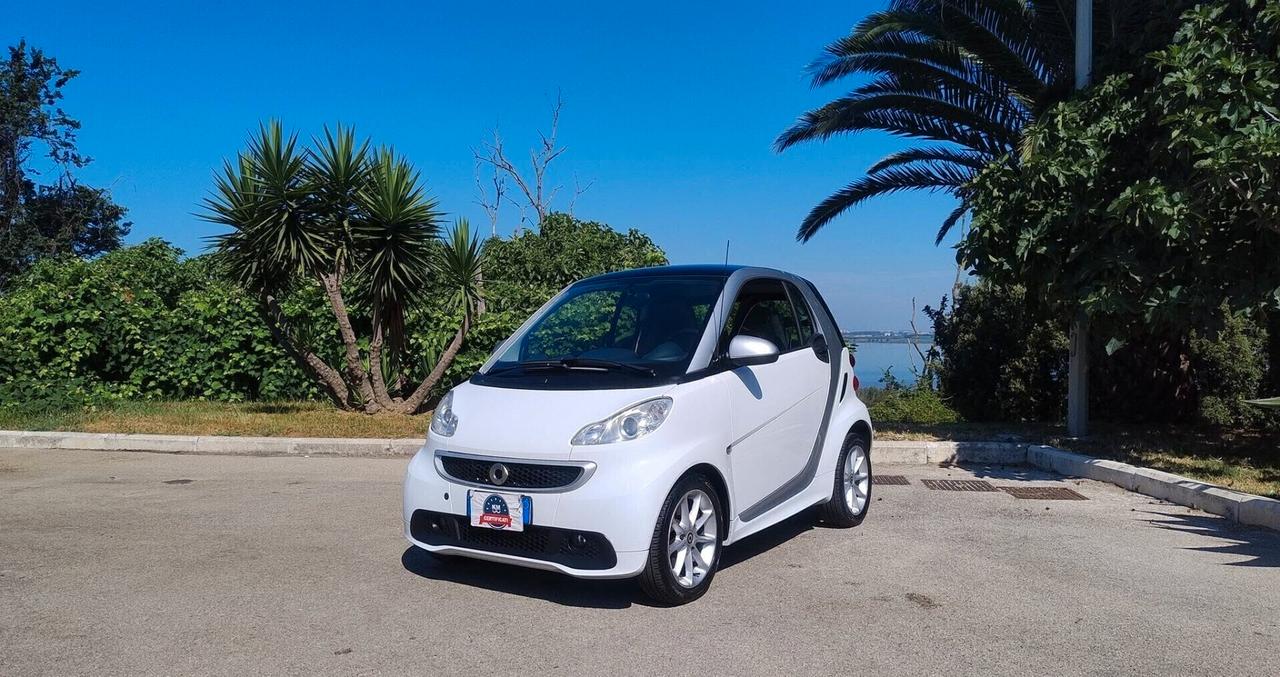 Smart ForTwo 1000 52 kW MHD coupé passion
