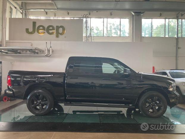 RAM 1500 DS CLASSIC 5700 V8 -GPL +IVA -PREZZO RE