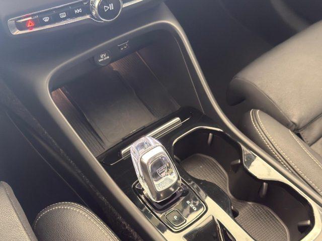 VOLVO XC40 D3 AWD Geartronic Inscription
