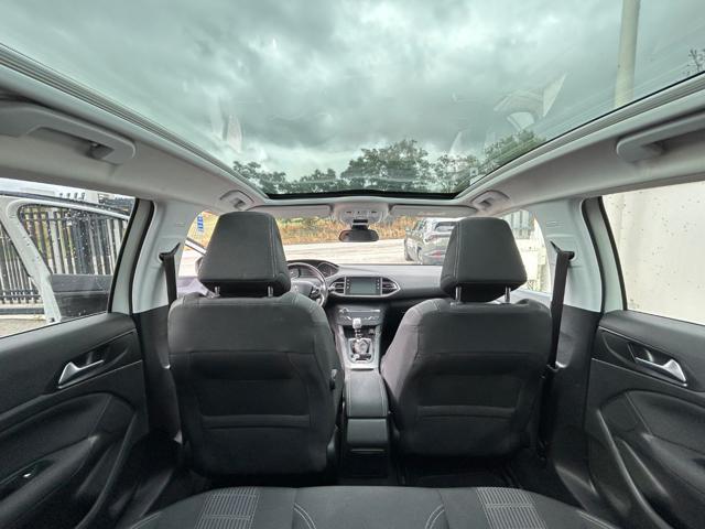 PEUGEOT 308 Blue HDi 130 Allure