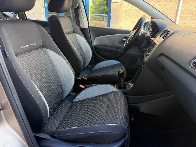 VOLKSWAGEN Polo Cross 1.4 TDI 90CV 5 PORTE UNIPROPRIETARIO SENSORI PARCH
