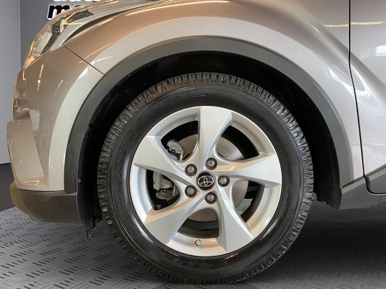Toyota C-HR 1.8h Active 2wd e-cvt