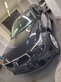 Volvo XC40 B3 automatico Essential NUOVA