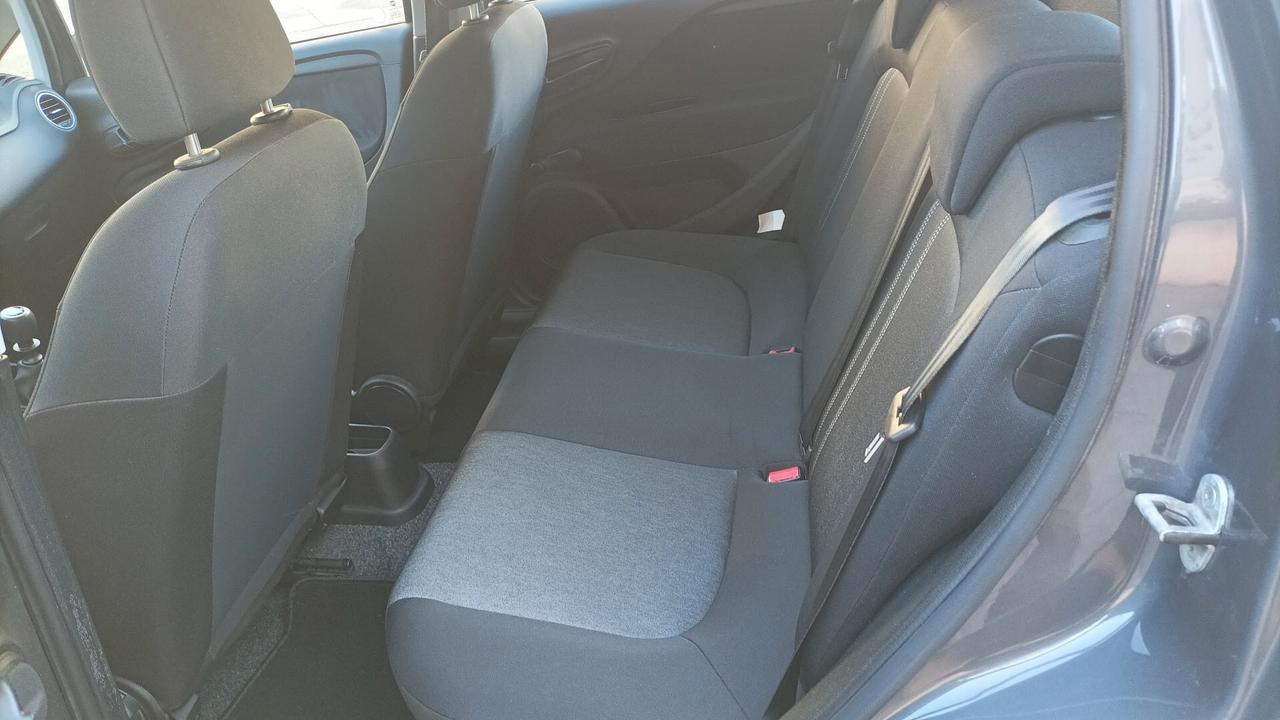 Fiat Punto 1.2 8V 5 porte Street GPL