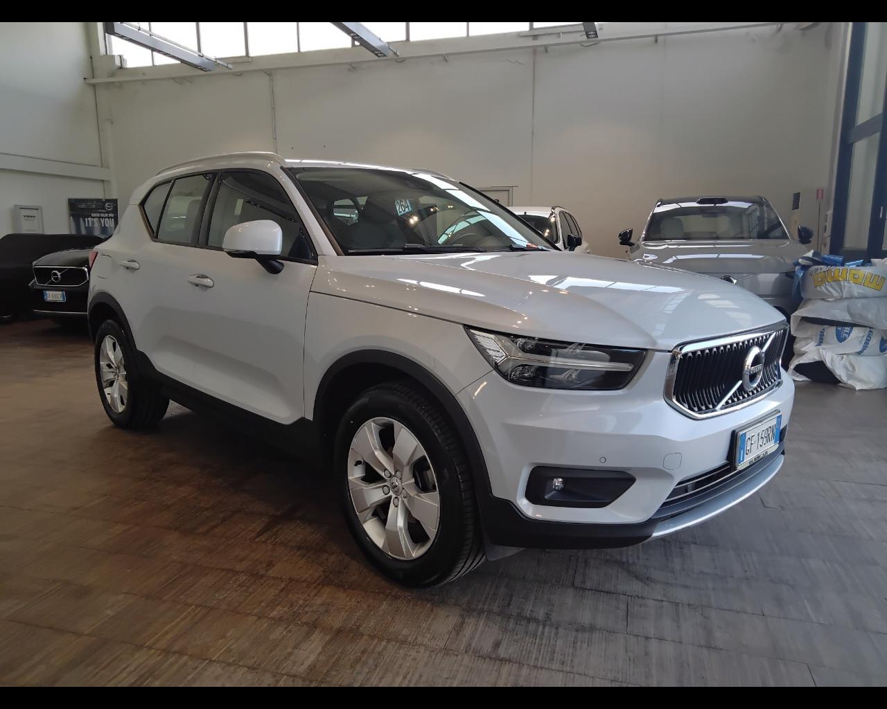 VOLVO XC40 - XC40 1.5 t2 Momentum Pro auto my21