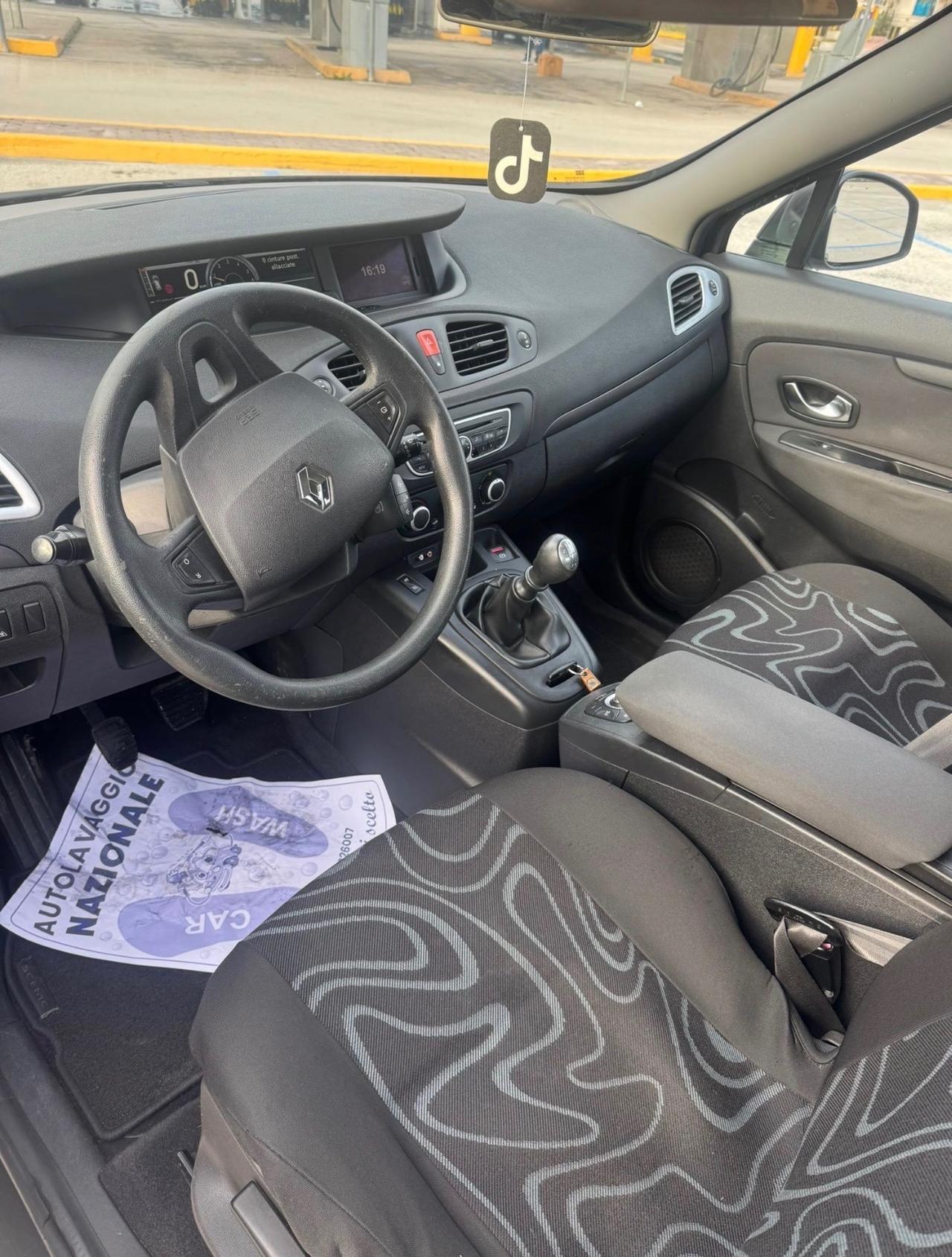 Renault Scenic Scénic 1.5 dCi 110CV Dynamique