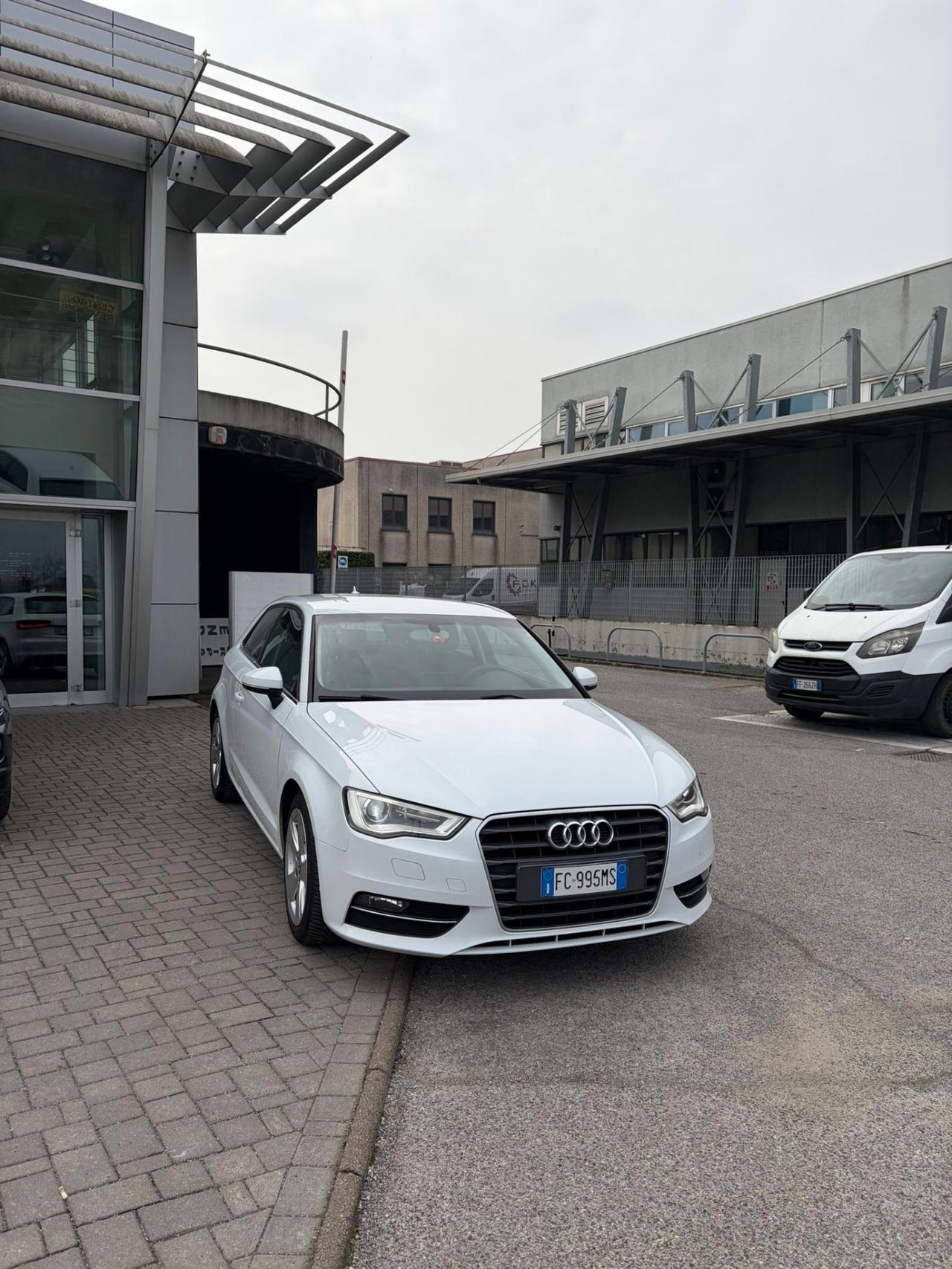 Audi A3 1.6 TDI clean diesel Ambition