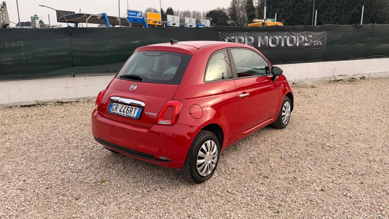 Fiat 500 1.0 Hybrid Red