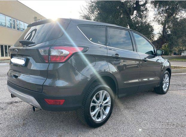 FORD KUGA 1.5 tdi