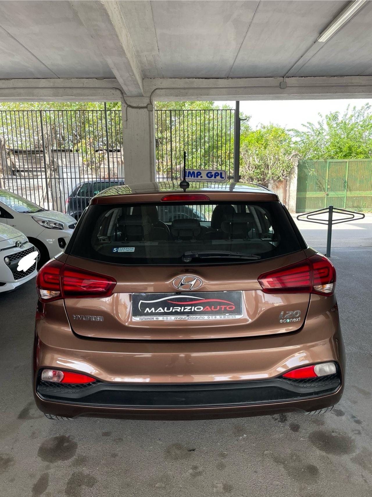 HYUNDAI I-20 GPL DI SERIE SPORT NAV RETROCAMERA ECC