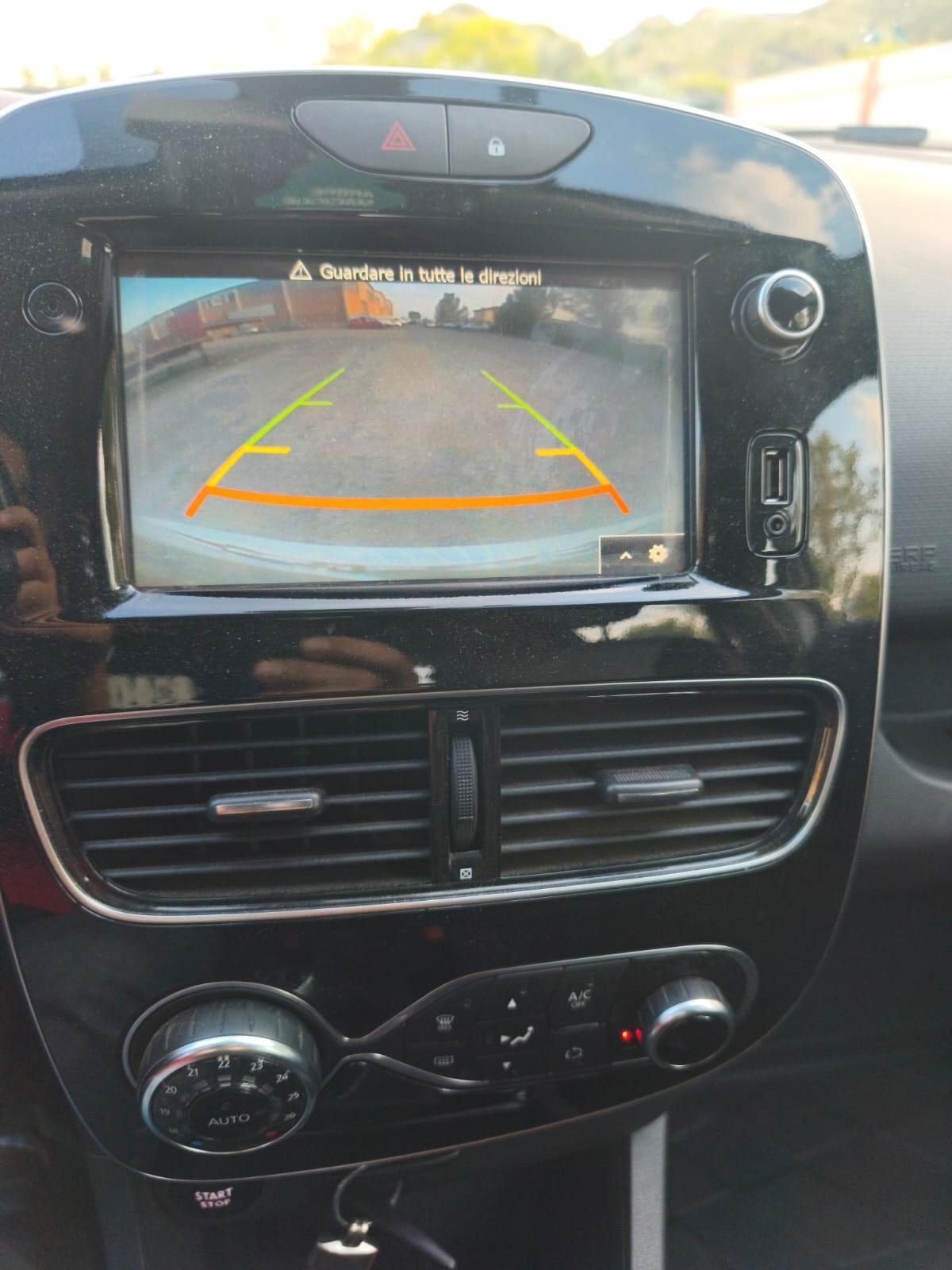 Renault Clio 2017---1.2 Benzina