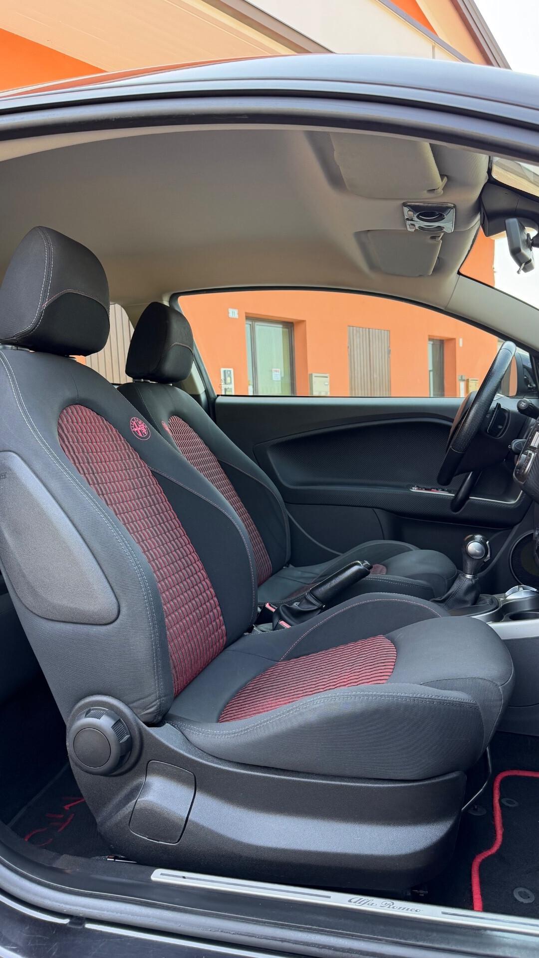 Alfa Romeo MiTo 1.4 T 135 CV M.air S&S TCT Distinctive