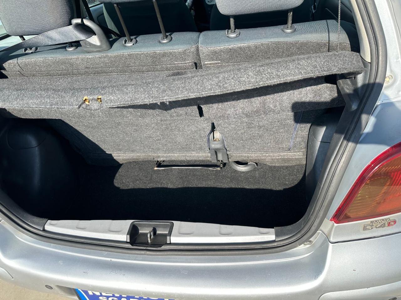 Toyota Yaris 1.4 tdi D-4D cat 3 porte Sol