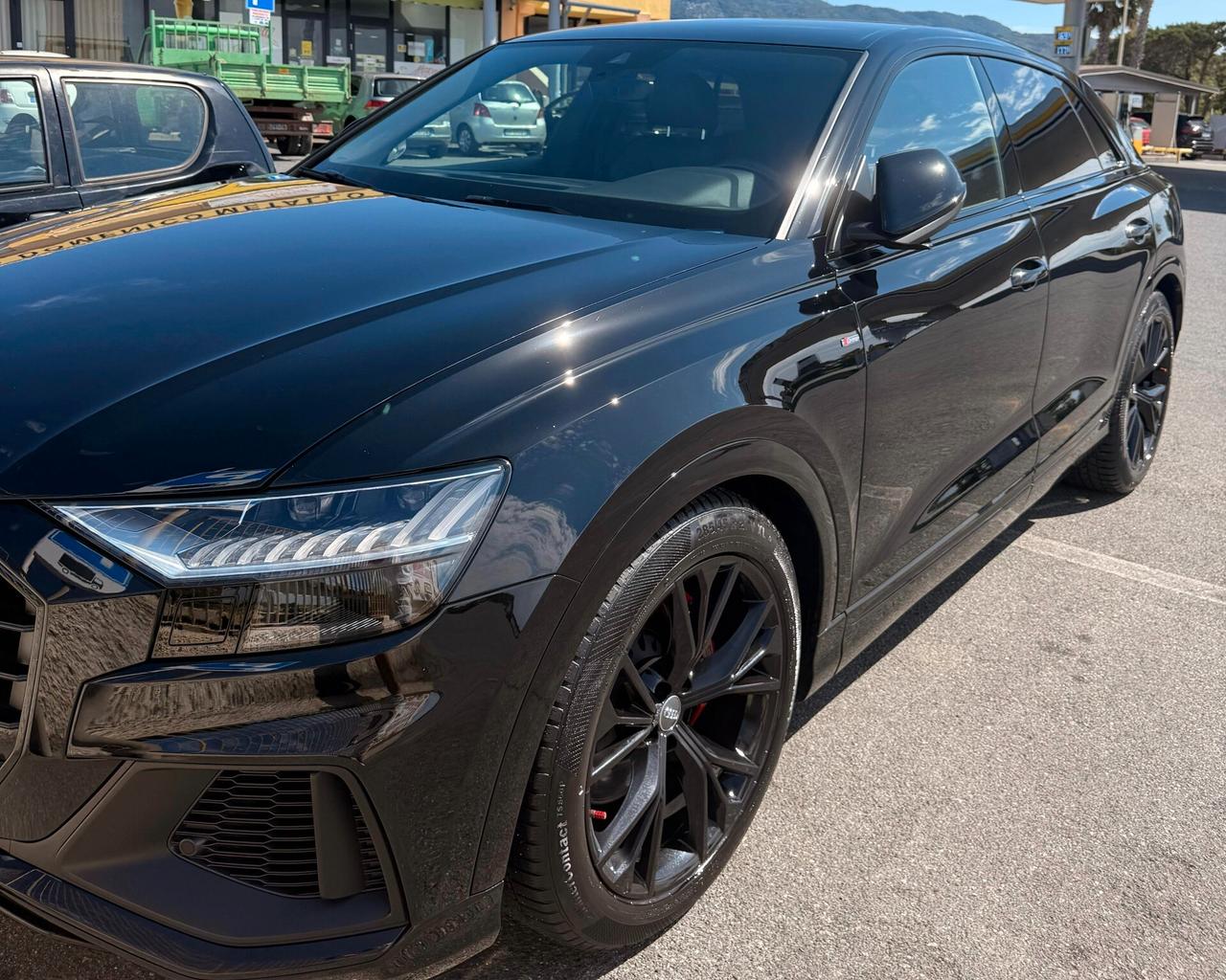 Audi Q8 50 3.0 TDI 286 CV quattro S Line Identity Black