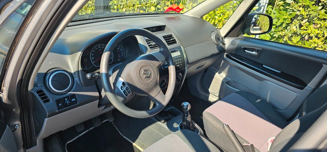 Suzuki SX4 1.6 16V Urban Line
