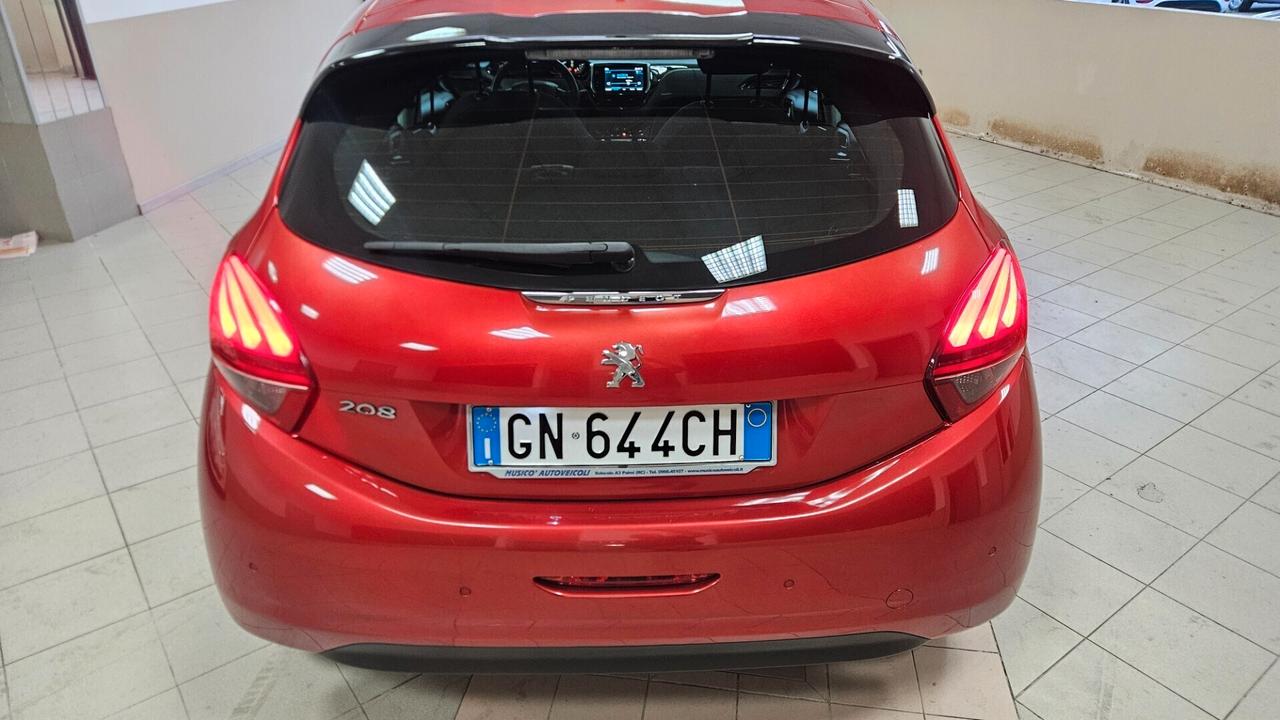Peugeot 208 PureTech 82 5 porte Allure
