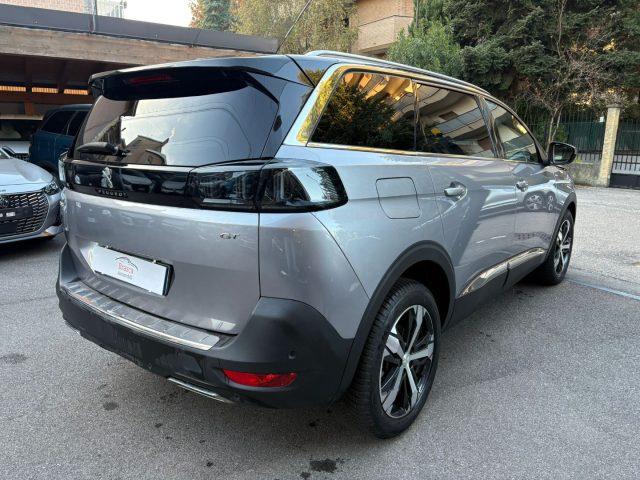 PEUGEOT 5008 Hybrid 136 e-DCS6 GT