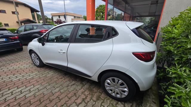 RENAULT Clio 1.2 75CV 5 porte Wave